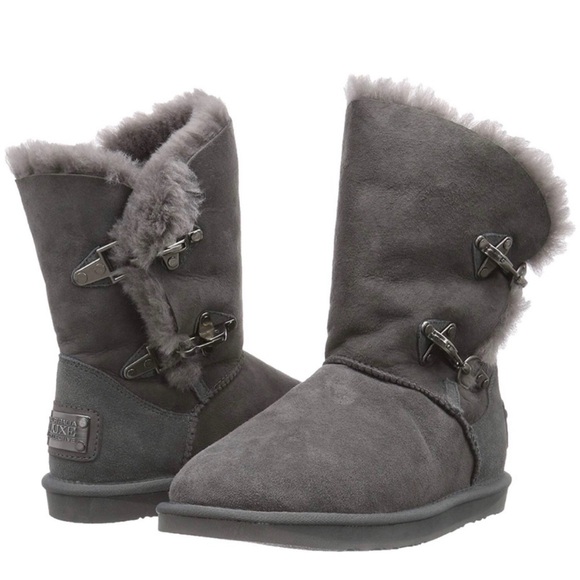 Australia Luxe Collective Shoes - Australia Luxe Collective Women fashion Classic Shearling + Buckles Boots 8 NWB!